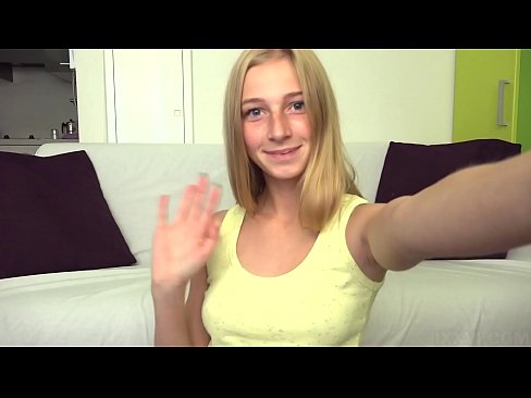 ❤️ Når jeg keder mig, onanerer jeg dovent min lyserøde fisse ❤️ Russisk porno at da.tube-sexer.ru