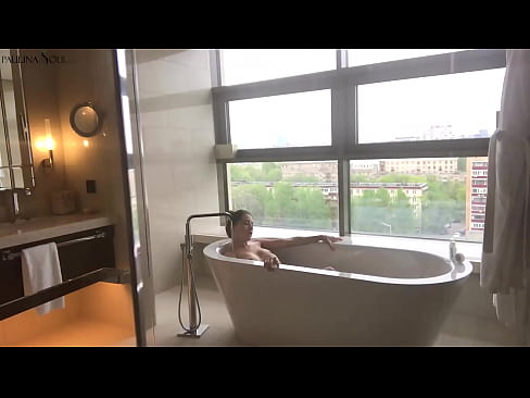 ❤️ Kæmpe babe ondt i sin fisse på badeværelset ❤️ Russisk porno at da.tube-sexer.ru